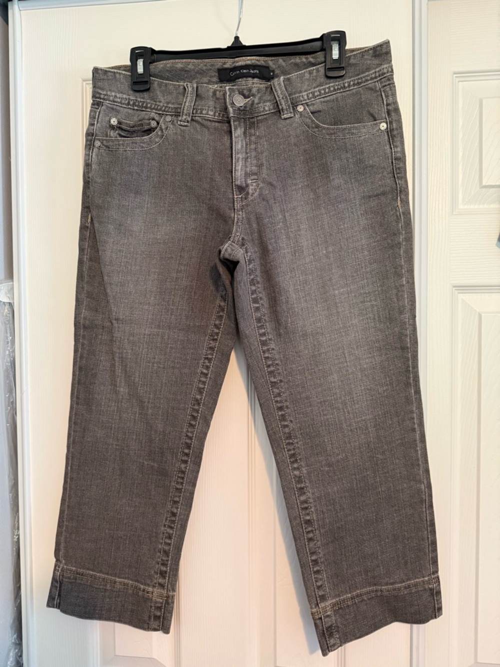 2 PAIRS!! Women’s Capri Jeans - grey and blue